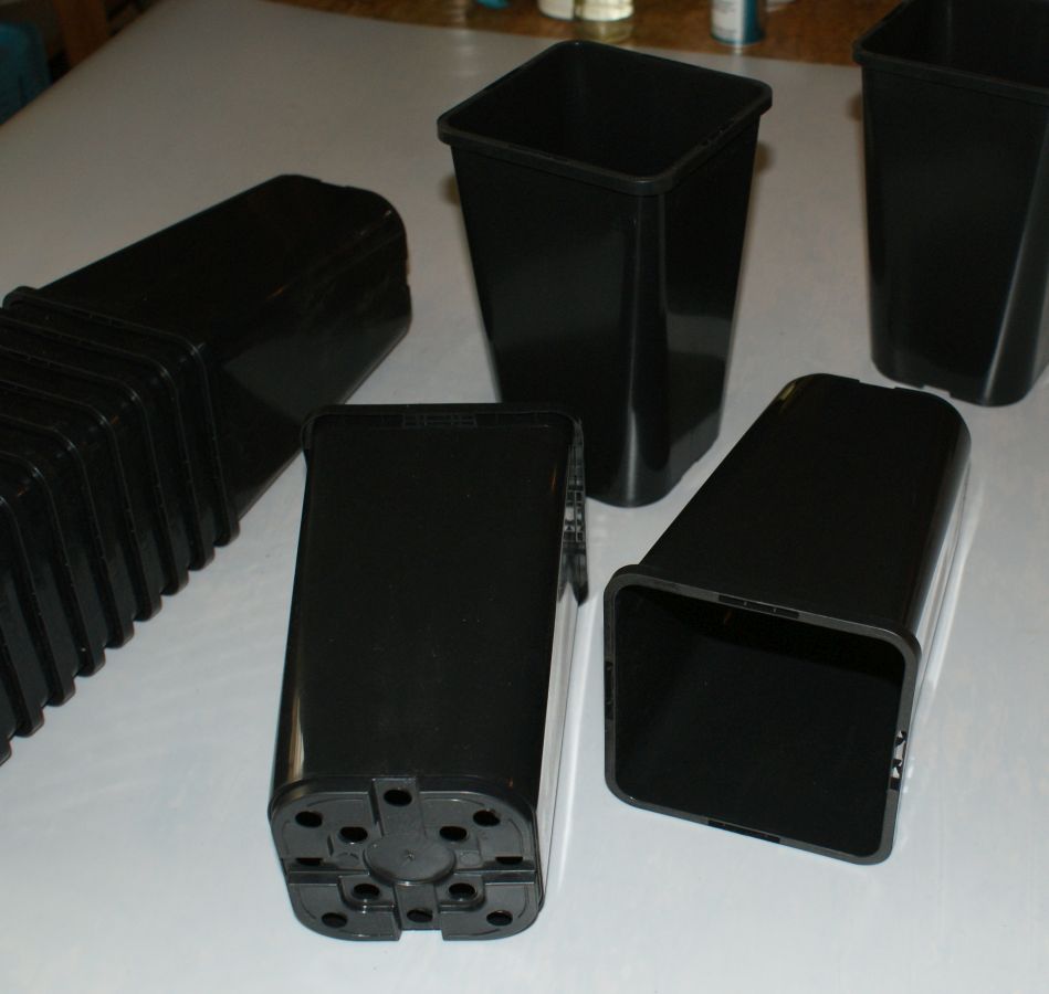 12 Stück, Pflanztöpfe, Container 1,5 Liter eckig 17,8 cm hoch